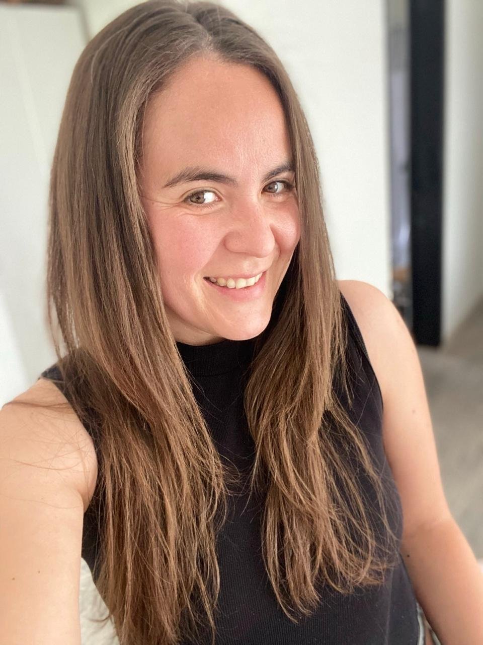 Teresa Farias - Relacionadora Publica